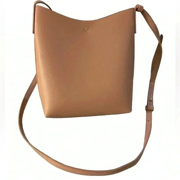 Samara bucket bag adjustable strap vegan leather pink - Picture 3 of 9